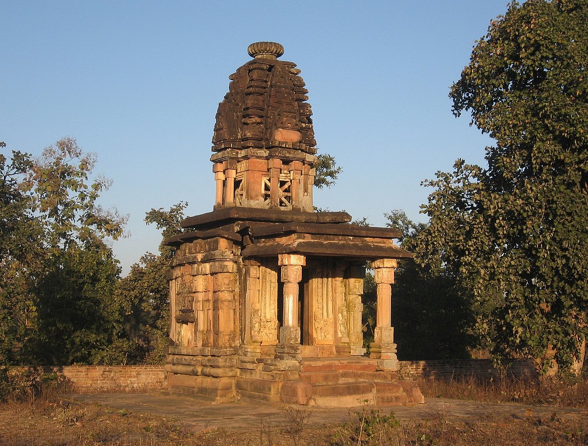 Arjun Kumar : The Kuraiya Veer Temple near the Dashavatara shrine